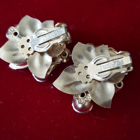 Vintage Earrings Clip on Designer Rhinestone - Picture 2 of 3
